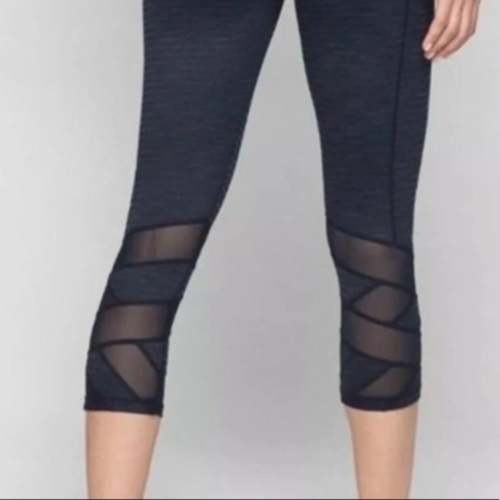Athleta Mantra Capri Leggings Mesh Cutouts - Picture 2 of 6
